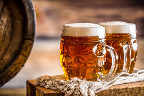 ソーセージとも相性がよい、ドイツの代表的なビール
