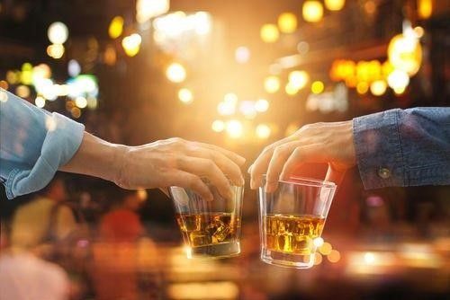 ウイスキーの飲み方、初心者向けと言えば?