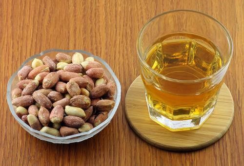 ウイスキーの飲み方をおつまみから考える