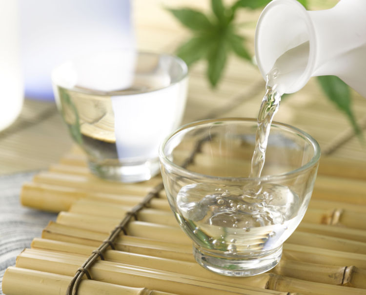 日本酒は冷やすことでさわやかな味わいに! 日本酒初心者へ冷酒のすすめ