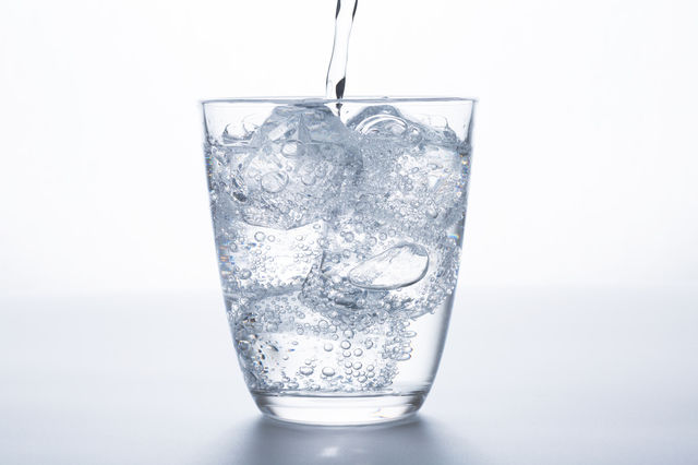 タコハイとチューハイ、ハイボールの違い