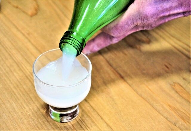 好きなお酒が1杯からたのしめる角打ち