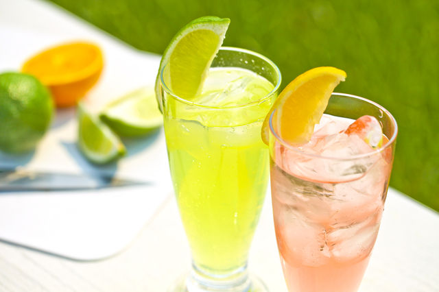 サワーに使うベースのお酒と割り材