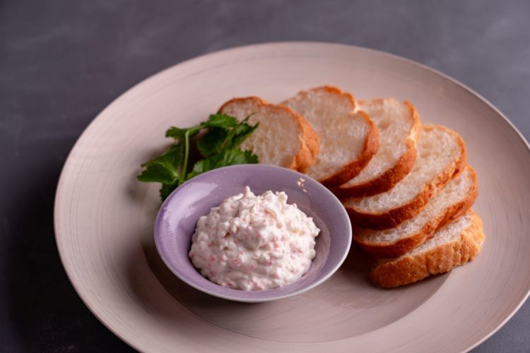 カニカマチーズディップ＆バゲット