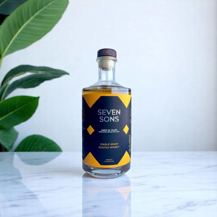SEVEN SONS 32年 ノースブリティッシュ 700ml 46.1度