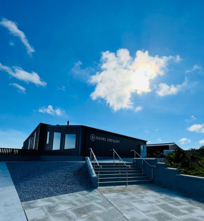 エイトドアーズ蒸溜所の歩み