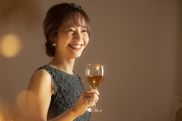 ワインの乾杯マナーの基本