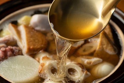日本酒をおでんの出汁で割って飲む出汁割り