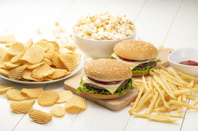 ダイエット中は高カロリーのおつまみに注意