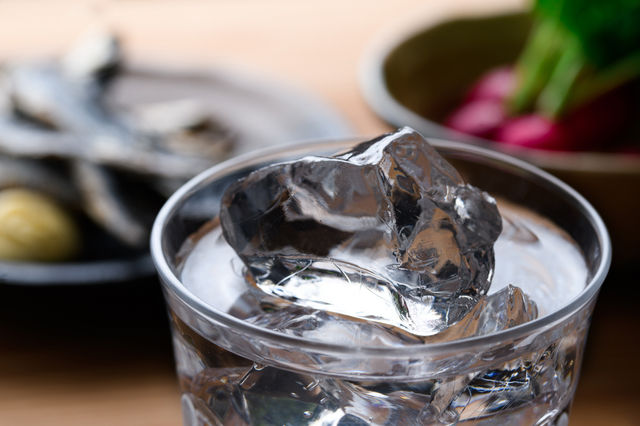 ロックに合う日本酒の種類