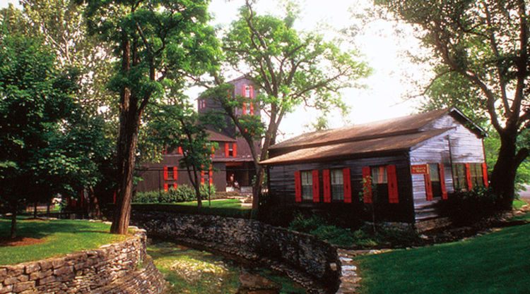 メーカーズマーク蒸溜所