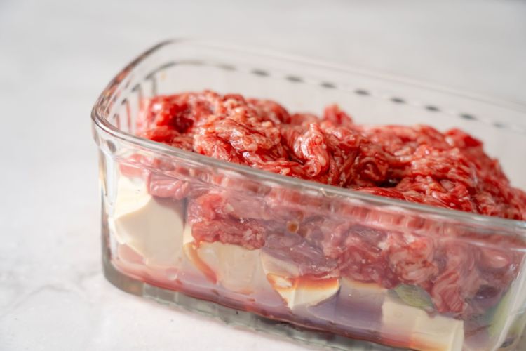 レンジ肉豆腐の材料と作り方