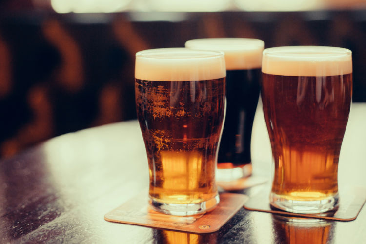 「ラガービール」と「エールビール」の違いとは?ポイントは発酵方法